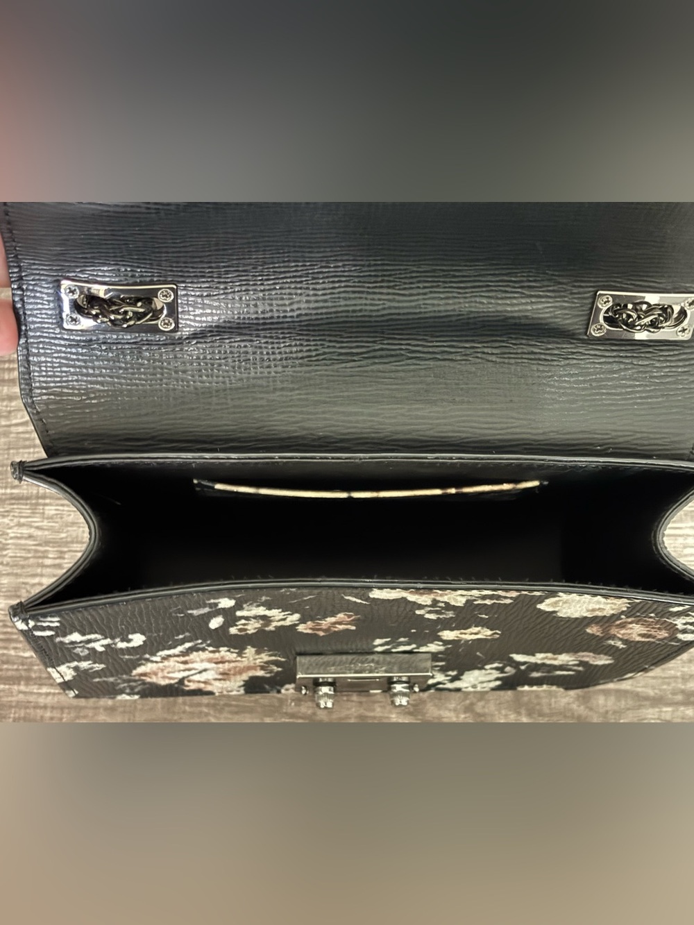 Henri Bendel Waldorf Floral print Mini crossbody bag - Picture 7 of 13